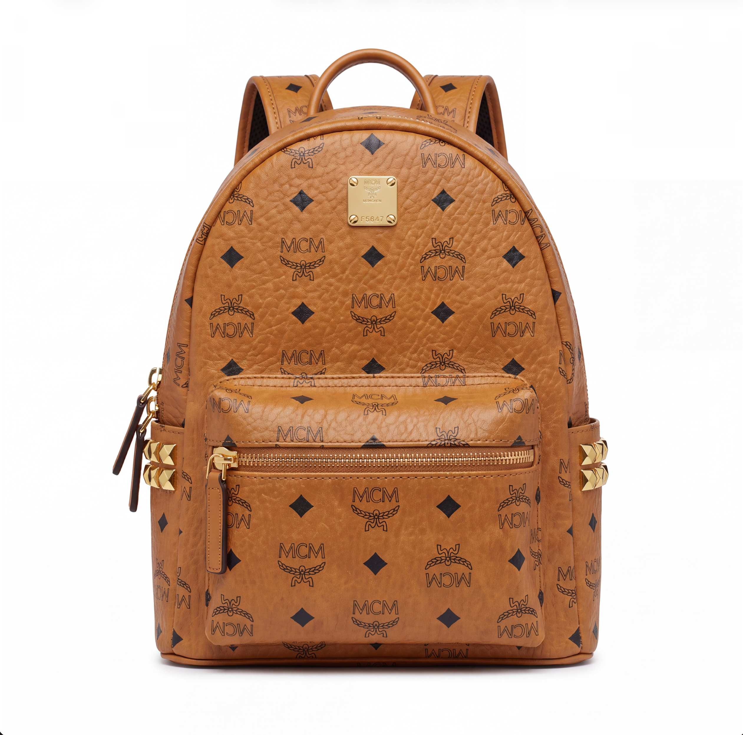 MCM Small Stark Rucksack in Visetos / Nieten in Cognac