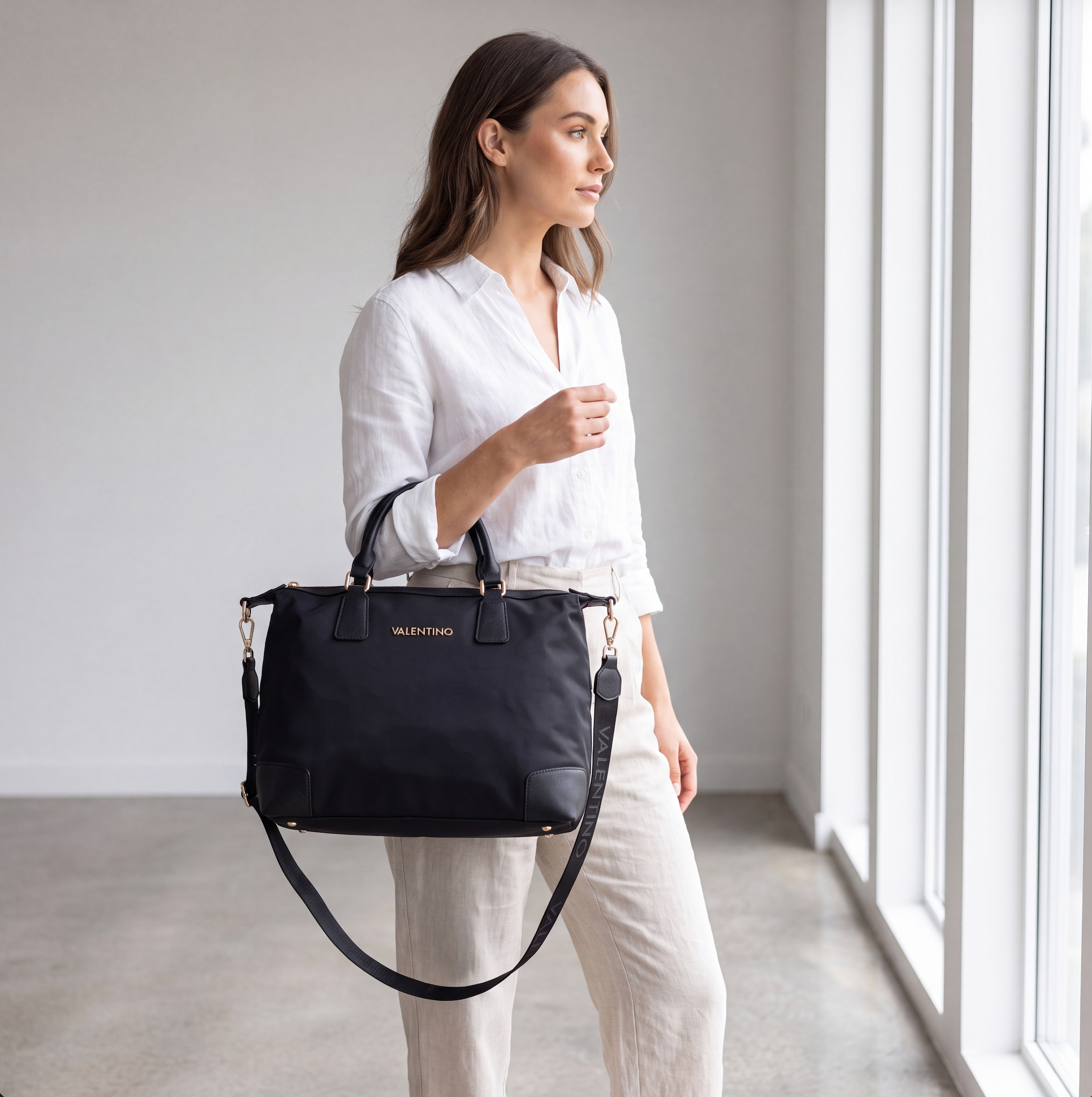 Valentino Jenny Schwarz
