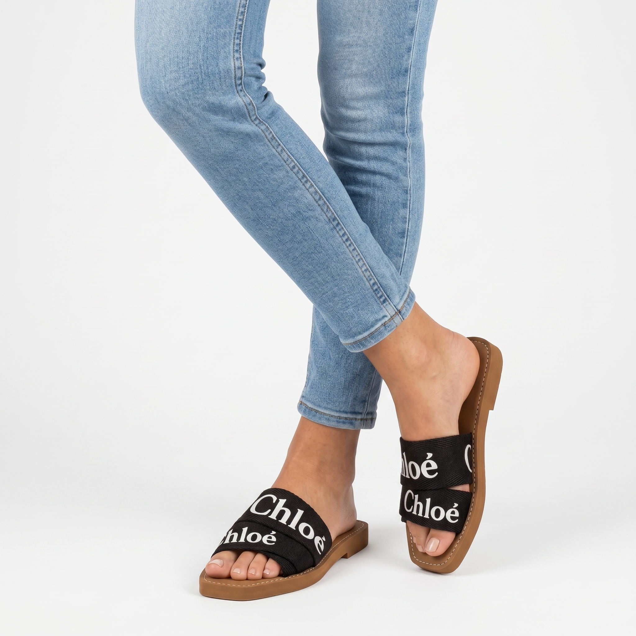 Chloe Schlappen Black