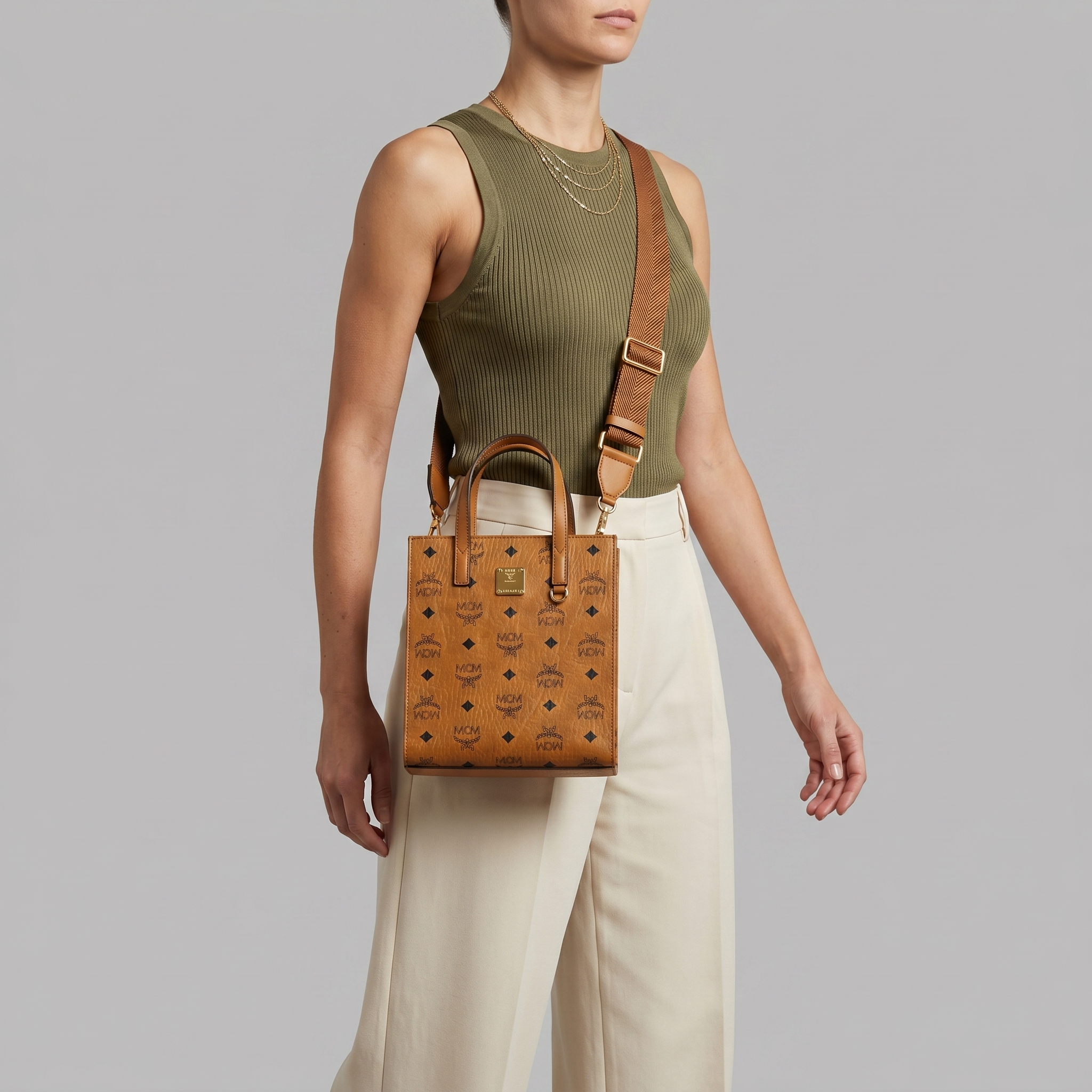 MCM Aren Vi Tote Cognac