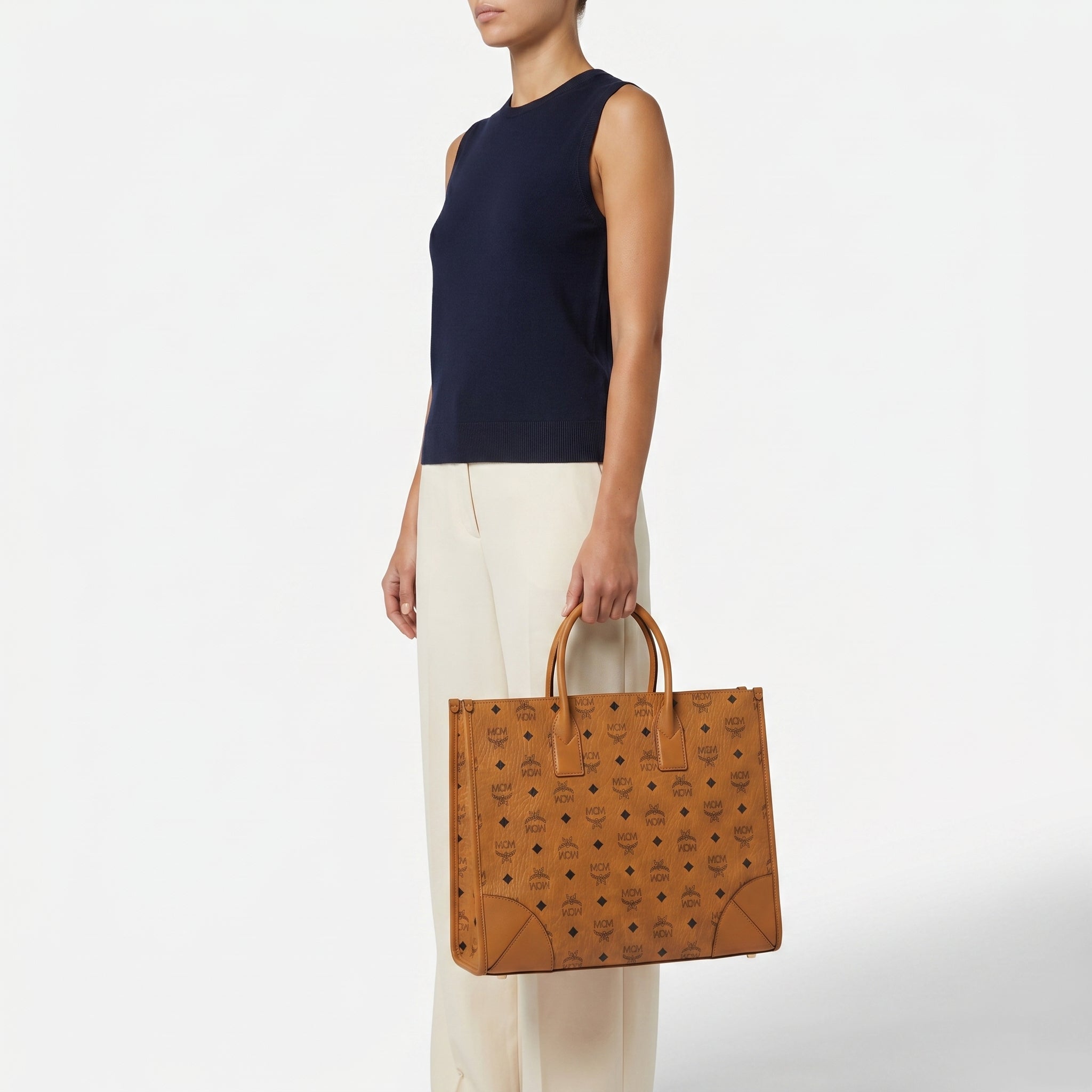 MCM München Large Tragetasche in Cognac