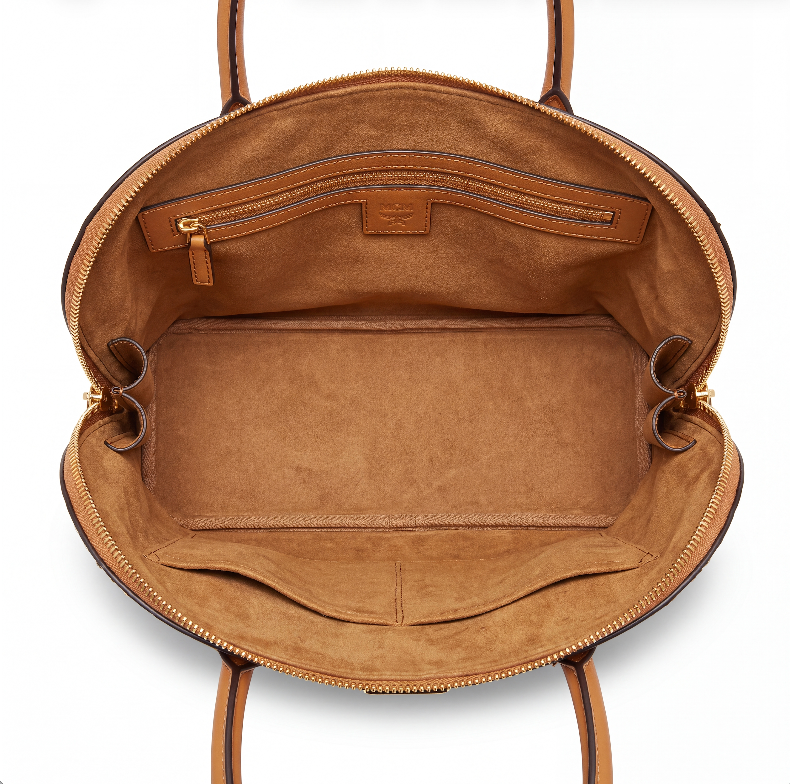 MCM Pina Tragetasche mit Nieten in Visetos Cognac