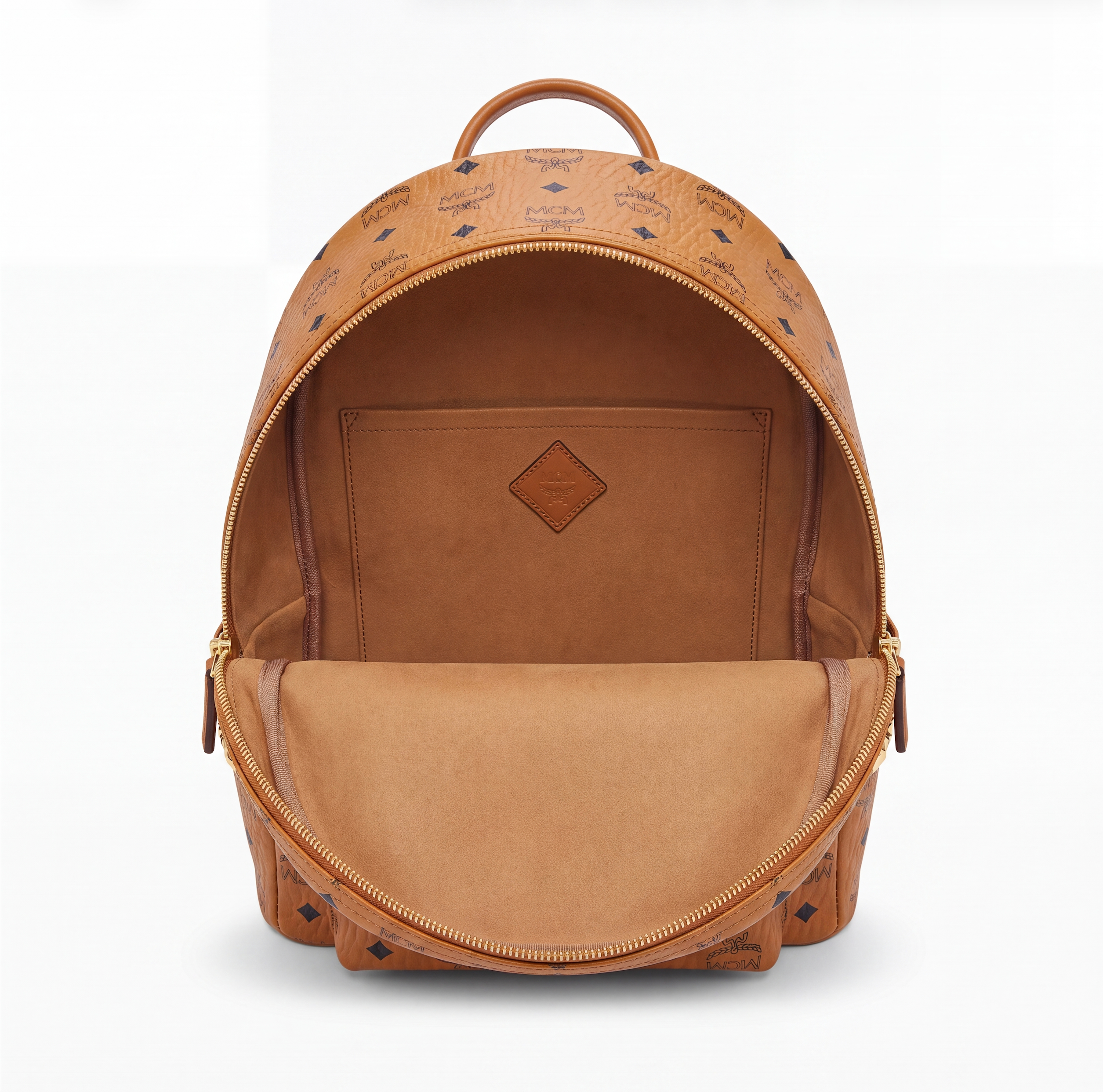 MCM Small Stark Rucksack in Visetos / Nieten in Cognac