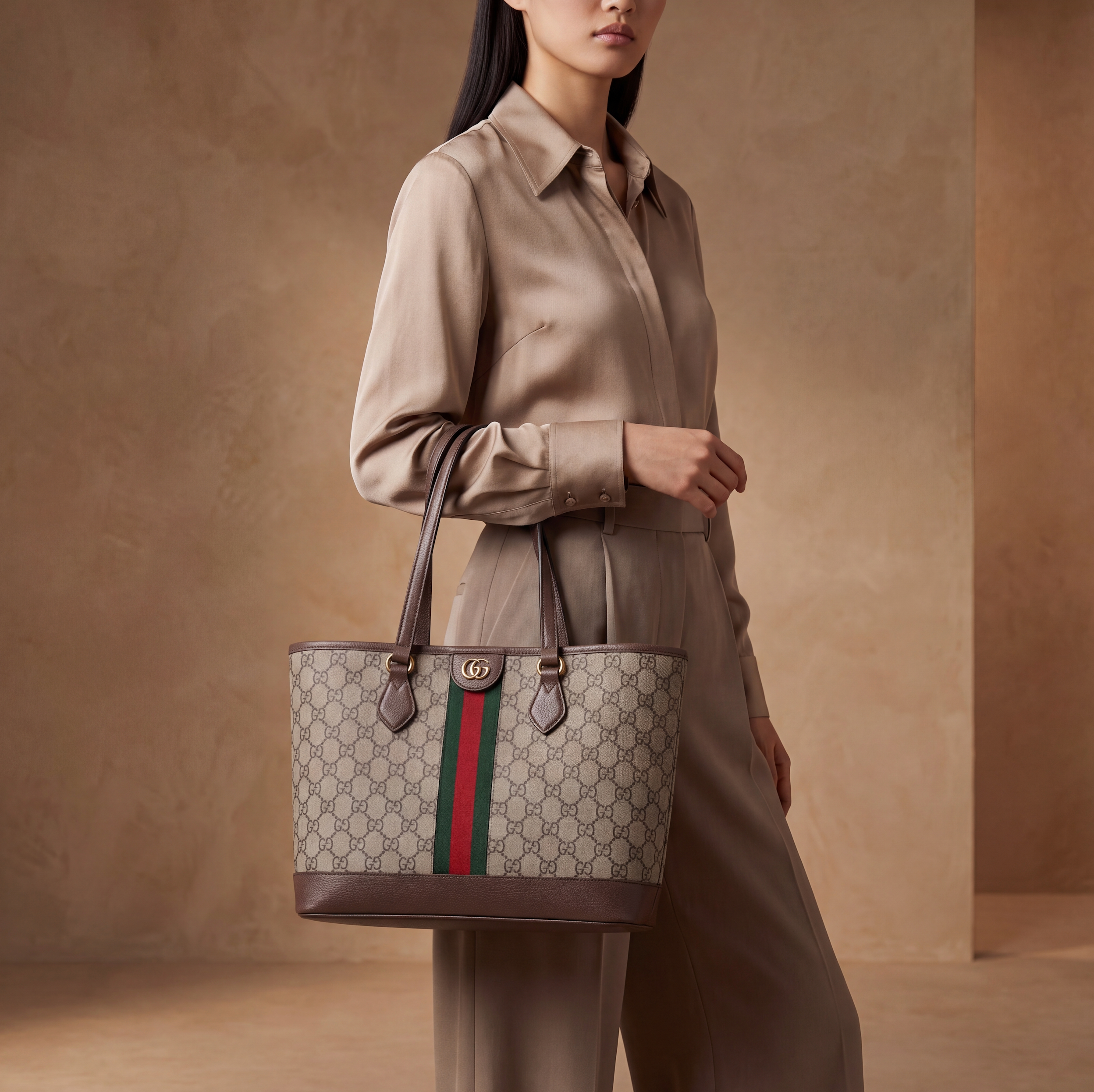 GUCCI Ophidia Shopper Medium