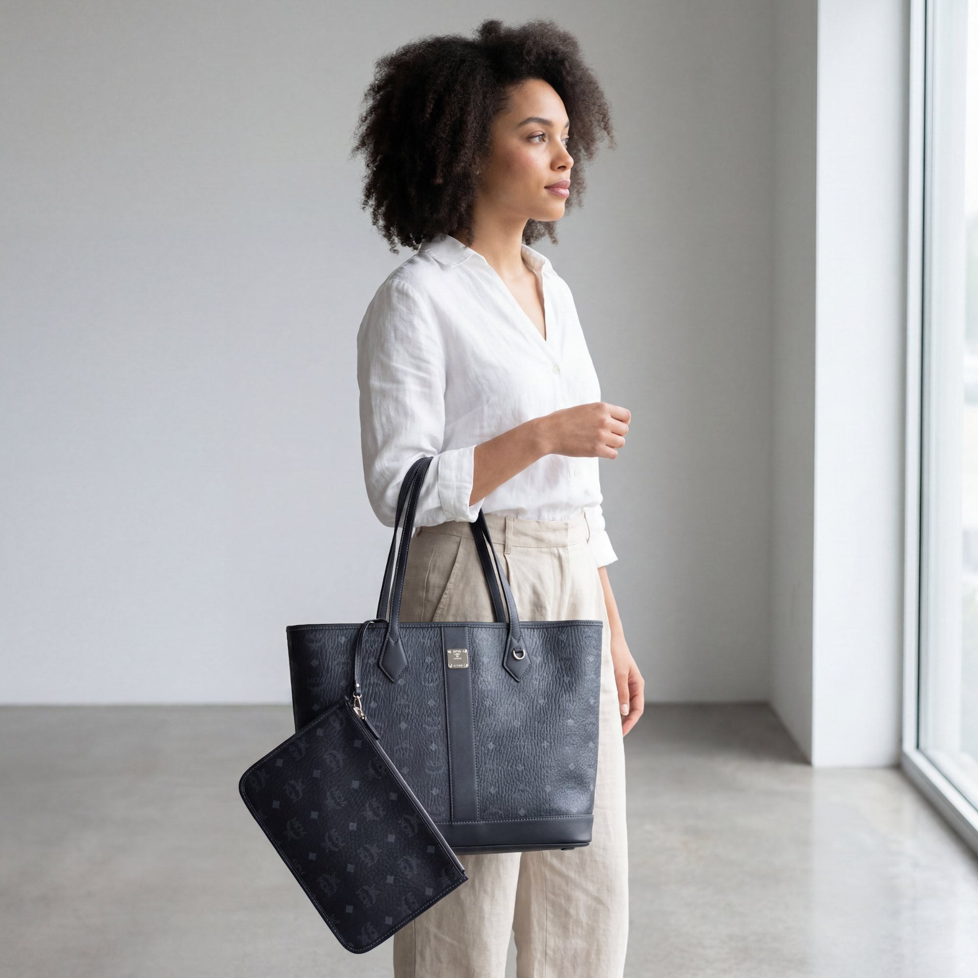 MCM Liz Shopper Medium Schwarz Neue Kollektion