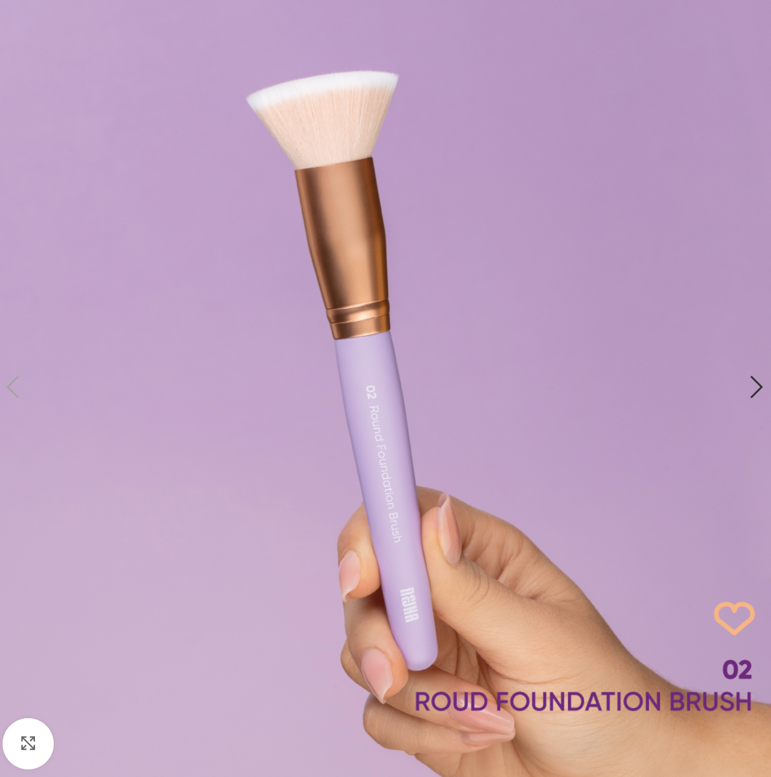 Nejha Beauty Runde Foundation Pinsel 02