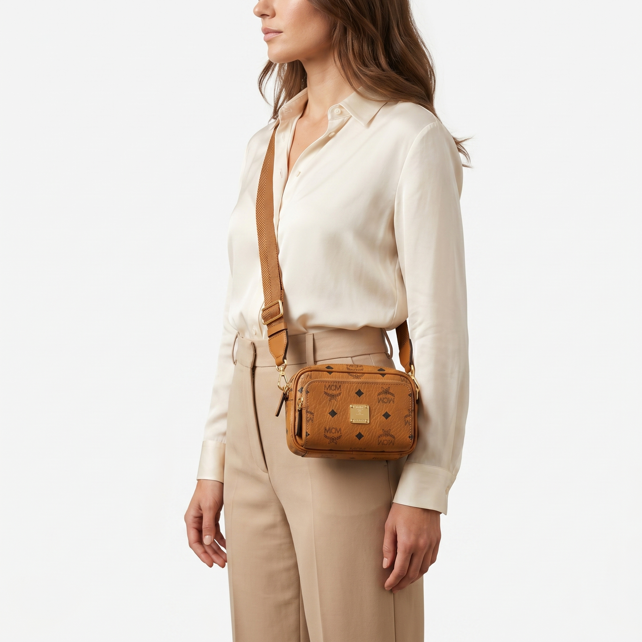 MCM Aren Umhängetasche in Cognac