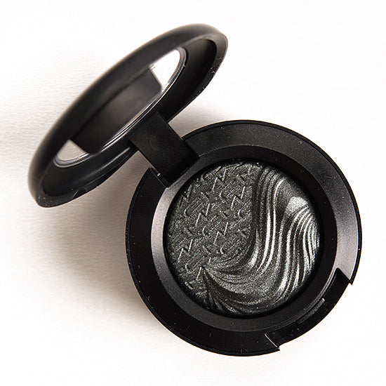 MAC Eye Shadow - LEGENDARY LURE